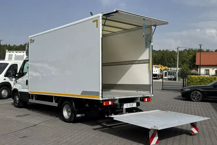 Iveco Daily 35C16 V zdjęcie 15