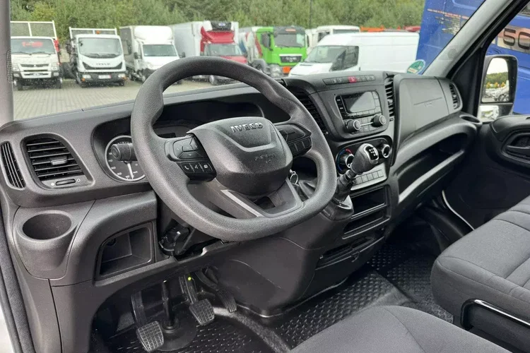 Iveco Daily 35C16 V zdjęcie 22