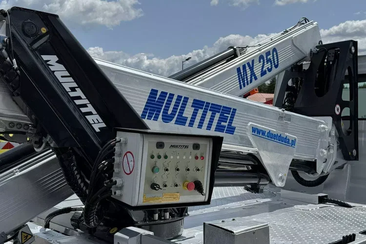 Iveco Daily 35S14 zdjęcie 17