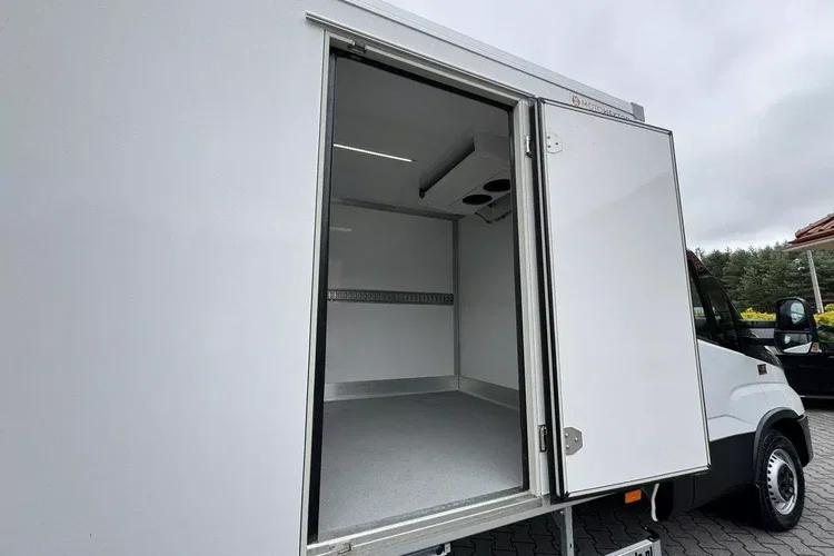 Iveco Daily 35S16 V zdjęcie 16