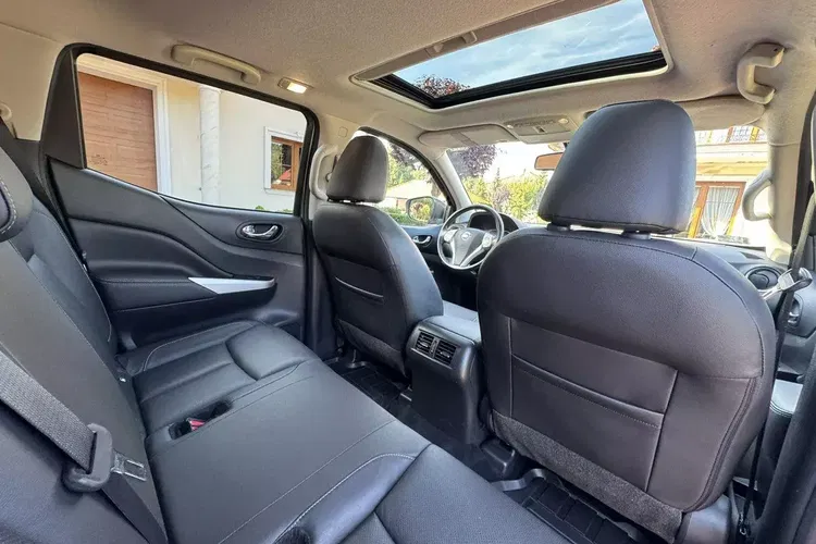 Nissan navara zdjęcie 32