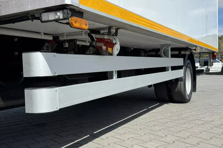 Iveco Daily 72C21 Mroźnia HI-MATIC Ściana Grodziowa Multitemperatura zdjęcie 12
