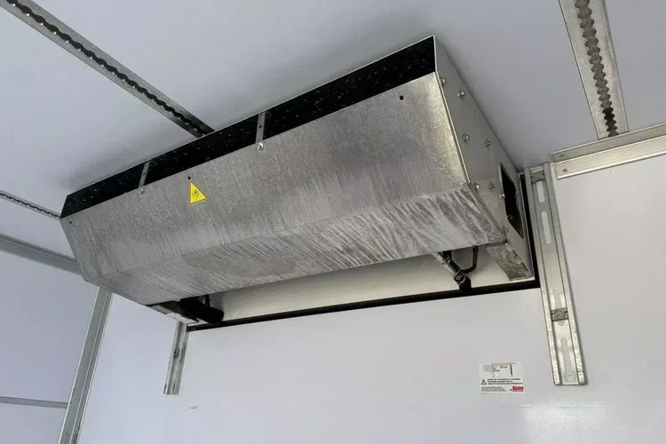 Iveco Daily 72C21 Mroźnia HI-MATIC Ściana Grodziowa Multitemperatura zdjęcie 29