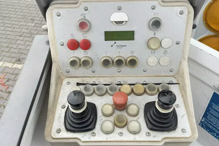 Mercedes AXOR 1829 4x4 Zwyżka RUTHMANN STEIGER T270S16 Podnośnik Koszowy zdjęcie 29