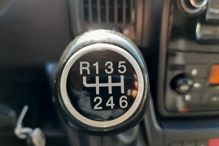 Peugeot Boxer L1H1 klimatyzacja, kamera cofania czujniki parkowania zdjęcie 12