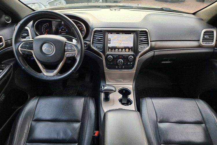 Jeep Grand Cherokee Benzyna + Gaz LPG. Zarejestrowany i Ubezpieczony w PL. Zadbany. zdjęcie 12