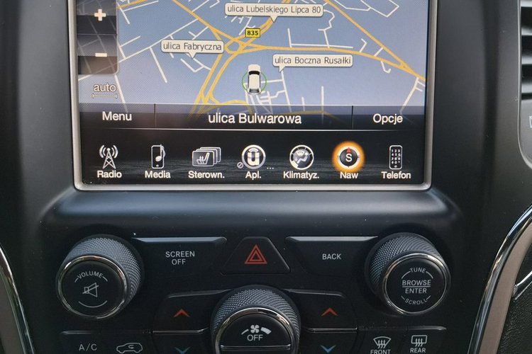 Jeep Grand Cherokee Benzyna + Gaz LPG. Zarejestrowany i Ubezpieczony w PL. Zadbany. zdjęcie 17