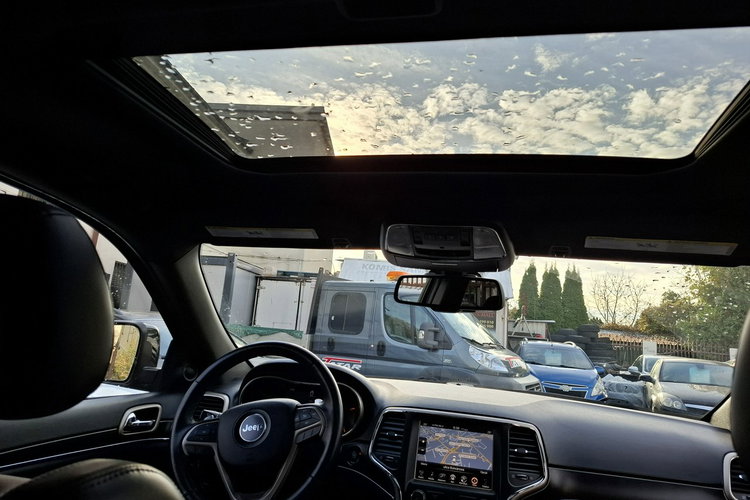 Jeep Grand Cherokee Benzyna + Gaz LPG. Zarejestrowany i Ubezpieczony w PL. Zadbany. zdjęcie 18