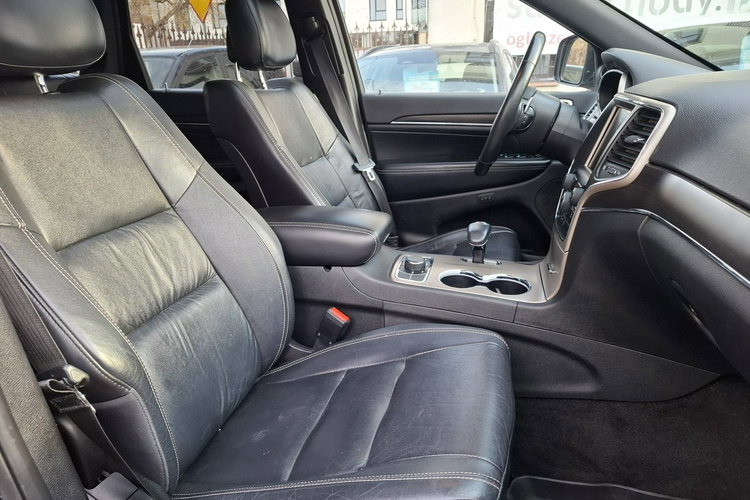 Jeep Grand Cherokee Benzyna + Gaz LPG. Zarejestrowany i Ubezpieczony w PL. Zadbany. zdjęcie 27