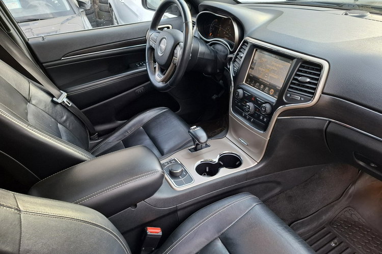 Jeep Grand Cherokee Benzyna + Gaz LPG. Zarejestrowany i Ubezpieczony w PL. Zadbany. zdjęcie 29