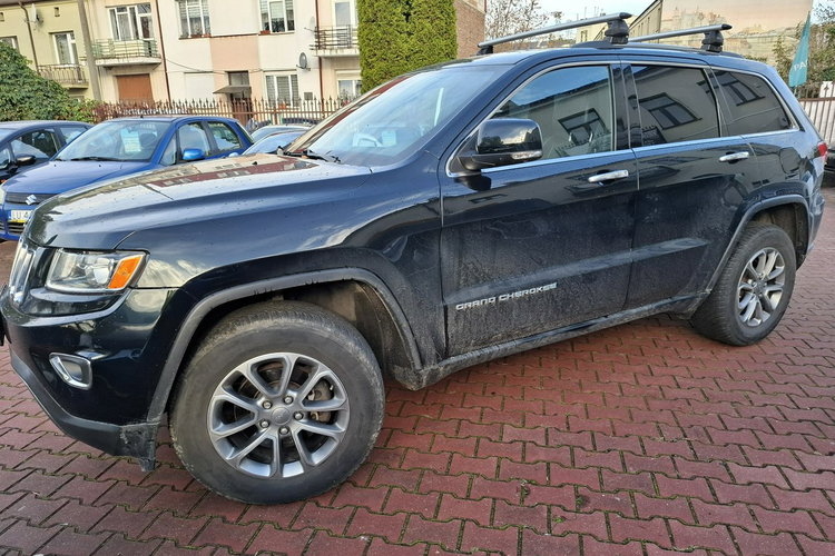 Jeep Grand Cherokee Benzyna + Gaz LPG. Zarejestrowany i Ubezpieczony w PL. Zadbany. zdjęcie 3