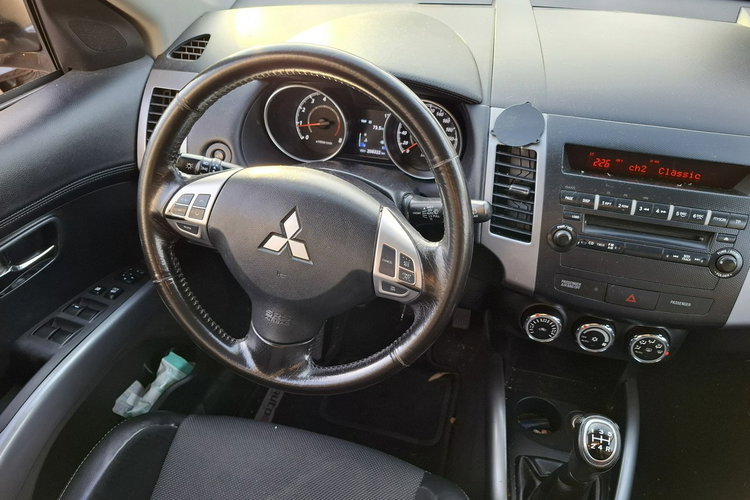 Mitsubishi Outlander 2.0 Benzyna + Gaz. Manual. Zadbany. Doinwestowany. I-rej.: 2013r. zdjęcie 15