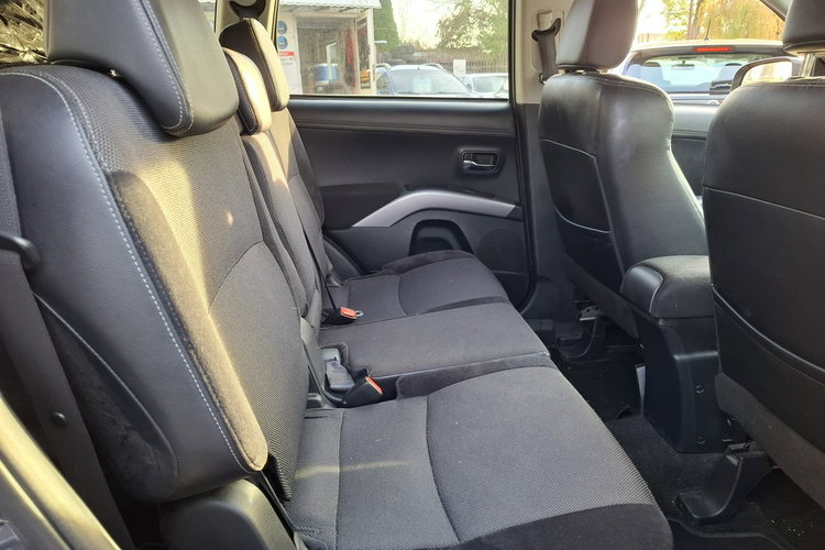 Mitsubishi Outlander 2.0 Benzyna + Gaz. Manual. Zadbany. Doinwestowany. I-rej.: 2013r. zdjęcie 18