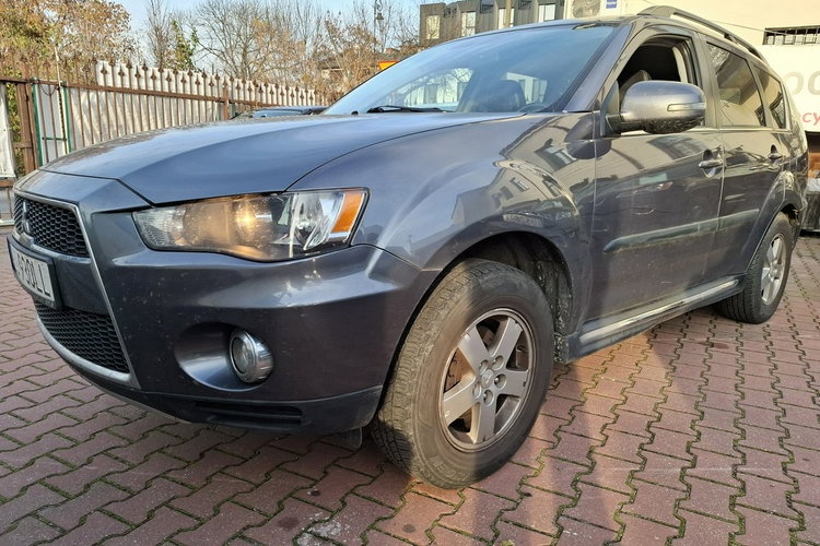 Mitsubishi Outlander 2.0 Benzyna + Gaz. Manual. Zadbany. Doinwestowany. I-rej.: 2013r. zdjęcie 4