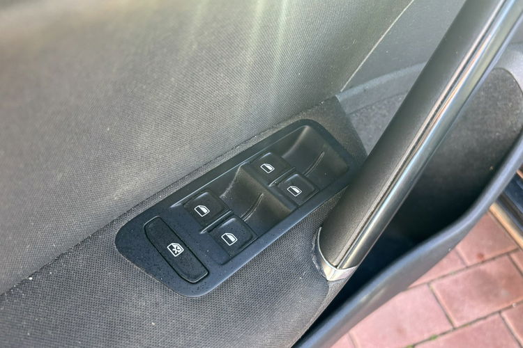 Volkswagen Golf Gwarancja, Navi, Bluetooth, Ksenon , CUP zdjęcie 15