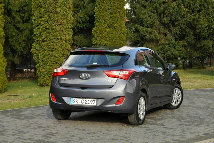 i30 1.4i(100KM) Lift Led Klimatyzacja Welur I Właściciel ASO Hyundai zdjęcie 7