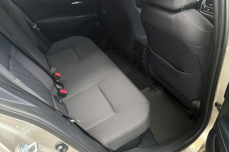 Toyota Corolla 1.8 Hybrid COMFORT, salon Polska, gwarancja, FV23% zdjęcie 12