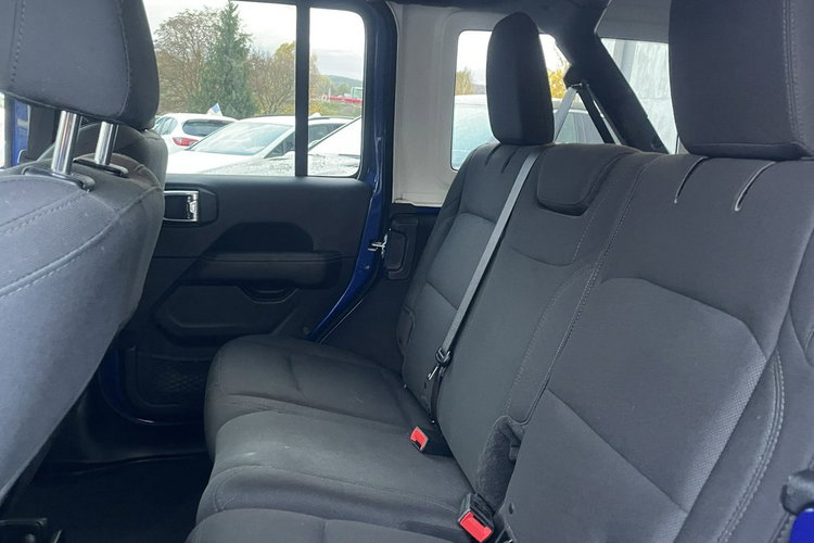 Jeep Wrangler SAHARA 4x4 3.6 284KM Automat Kam. Cof. Navi Podgrz. fot + kierownica zdjęcie 10