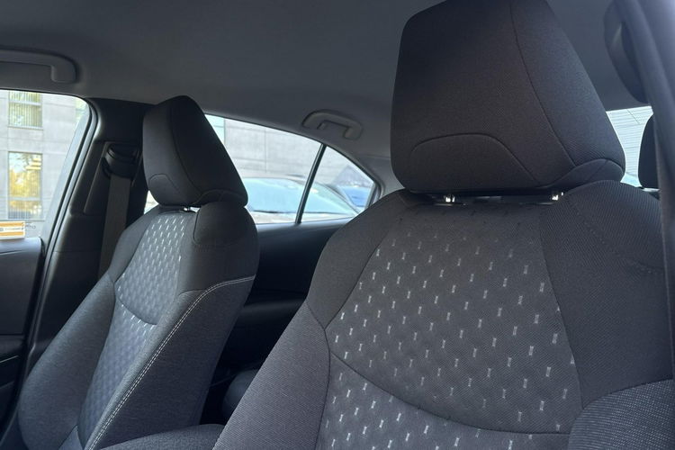 Toyota Corolla 1.8 Hybrid COMFORT TECH, salon Polska, gwarancja, FV23% zdjęcie 24