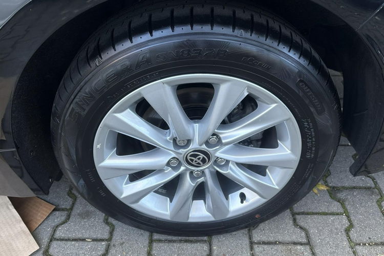Toyota Corolla 1.8 Hybrid COMFORT TECH, salon Polska, gwarancja, FV23% zdjęcie 27