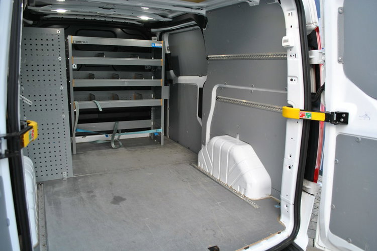 Transit Custom Custom Van Limited 300L1H1 2.0 EcoBlue 130KM ASO Forda Warsztat zdjęcie 11