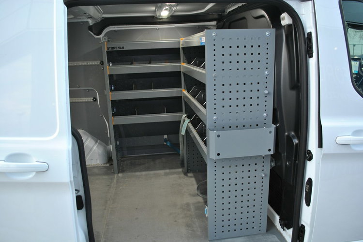 Transit Custom Custom Van Limited 300L1H1 2.0 EcoBlue 130KM ASO Forda Warsztat zdjęcie 14