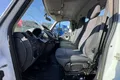samochód dostawczy Renault zdjęcie 27