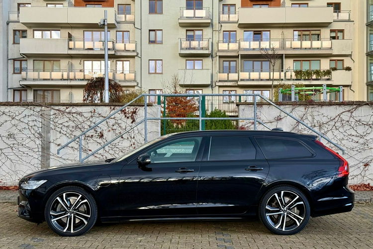 V90 Volvo V90 T8 AWD Plug-In Hybrid R-Design zdjęcie 2