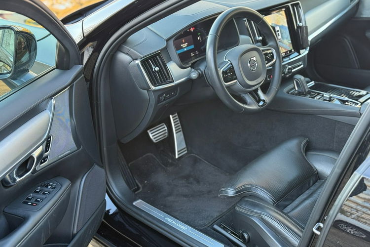 V90 Volvo V90 T8 AWD Plug-In Hybrid R-Design zdjęcie 5