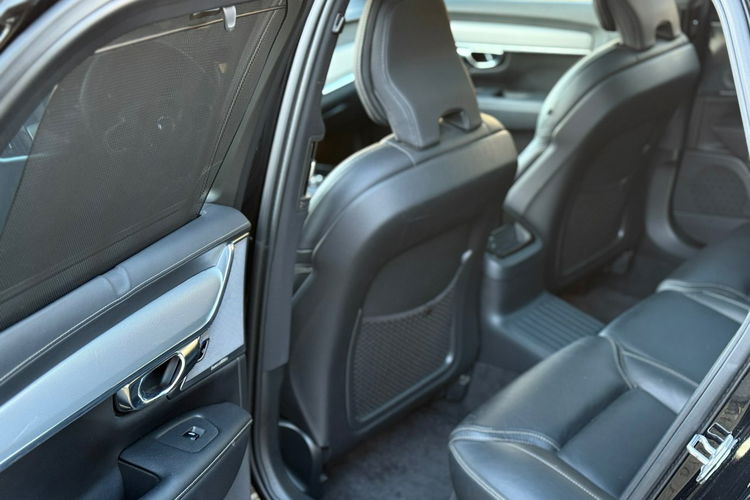 V90 Volvo V90 T8 AWD Plug-In Hybrid R-Design zdjęcie 9
