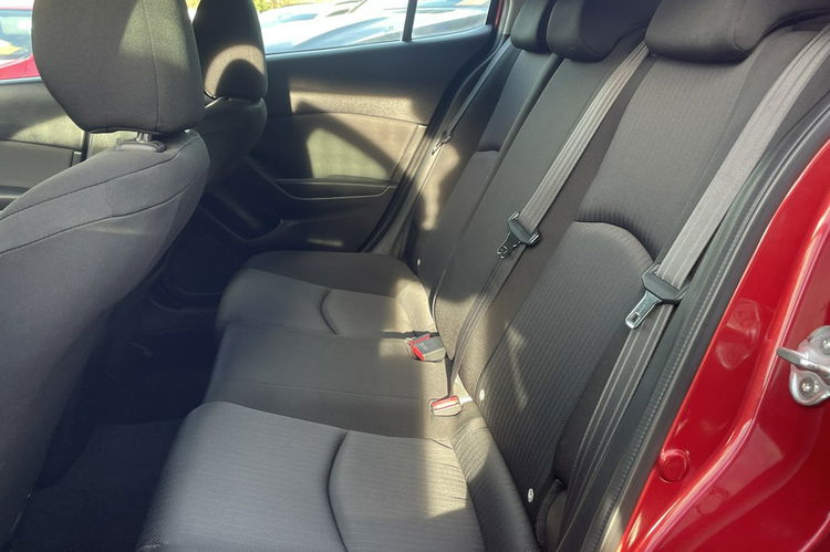 Mazda 3 1.5 SkyActiv Klimatyzacja 4x el. szyby Felgi alu Bordo metalik zdjęcie 9