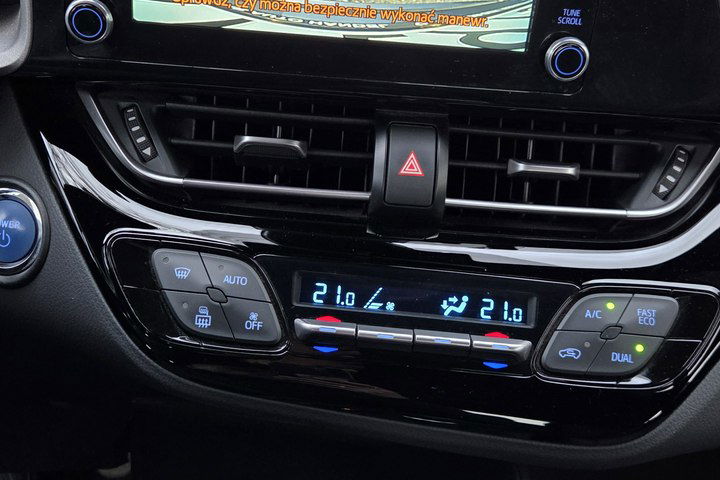 Toyota C-HR 1.8 HSD Lift 41 tyś km Ast. Pasa Distronic kamera Super Stan zdjęcie 20