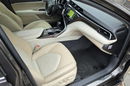 Toyota Camry 2.5 Hybrid FV 23% Salon PL Jasna Skóra Blisy Hand Free Navi Super Stan zdjęcie 11