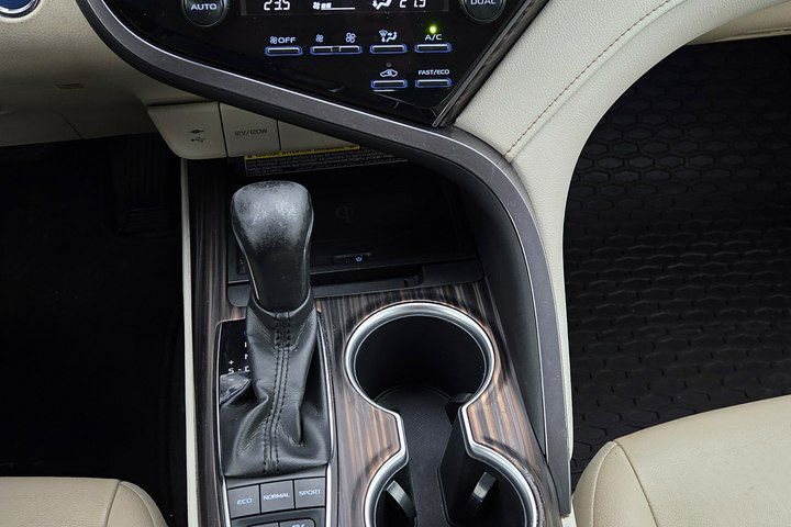 Toyota Camry 2.5 Hybrid FV 23% Salon PL Jasna Skóra Blisy Hand Free Navi Super Stan zdjęcie 29