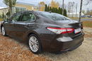 Toyota Camry 2.5 Hybrid FV 23% Salon PL Jasna Skóra Blisy Hand Free Navi Super Stan zdjęcie 5