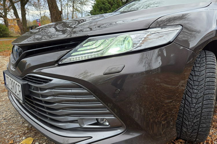 Toyota Camry 2.5 Hybrid FV 23% Salon PL Jasna Skóra Blisy Hand Free Navi Super Stan zdjęcie 7