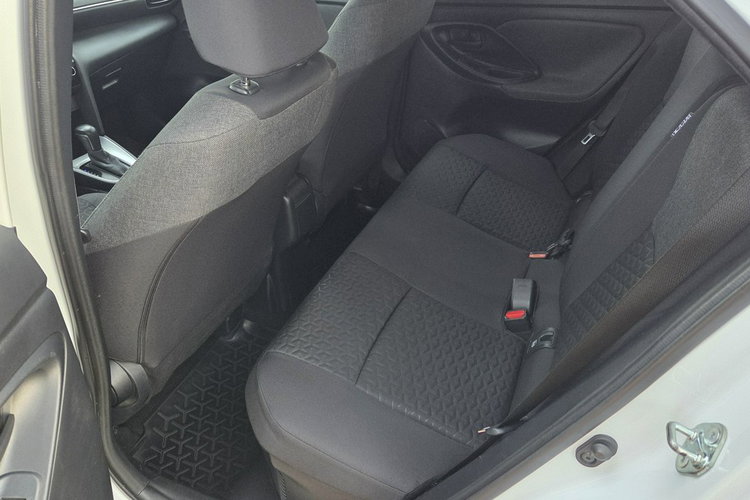 Toyota Yaris Cross 1.5 HSD Full Led Hand Free Ast. Pasa Distronic Kamera Super Stan zdjęcie 20