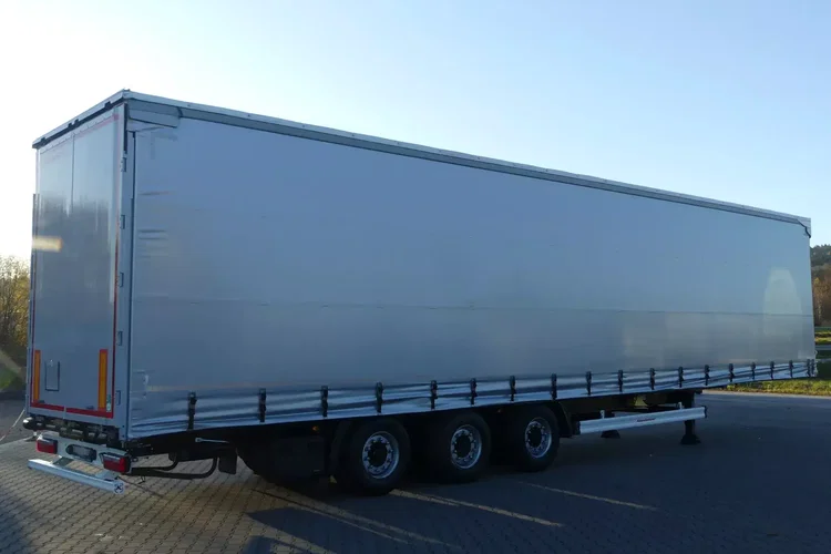 KAESSBOHRER MEGA / FIRANKA / OŚ PODNOSZONA / DACH PODNOSZONY / zdjęcie 8