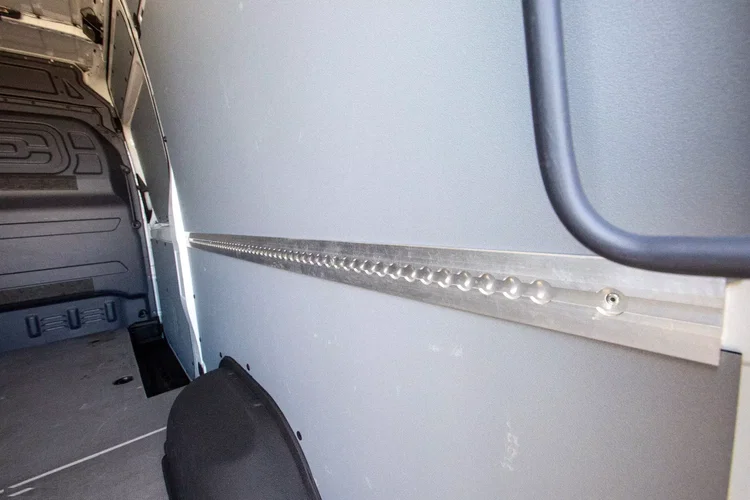 Mercedes Sprinter L2H2 317 CDI ŚREDNI zdjęcie 39