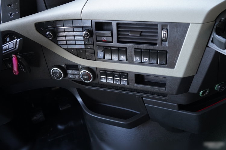 Volvo FH 500 / XXL / zdjęcie 32