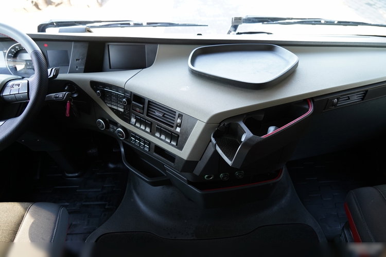 Volvo FH 500 / XXL / zdjęcie 33