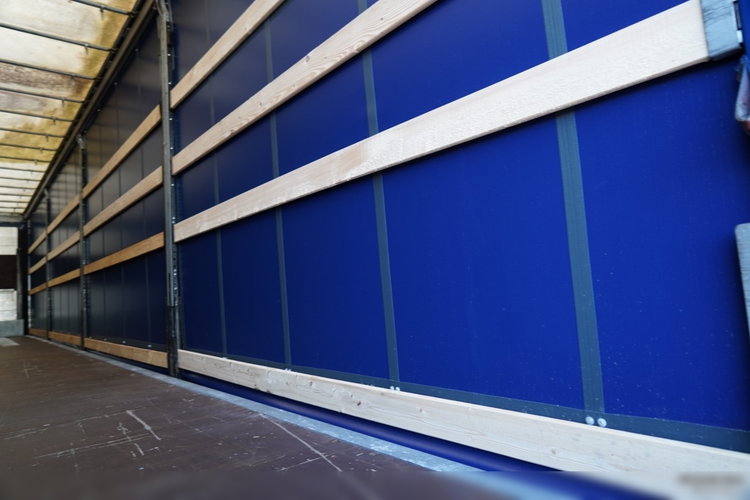 Schmitz -CARGOBULL / FIRANKA / STANDARD zdjęcie 17