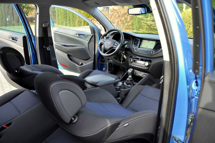 Hyundai Tucson 1.6T(177KM) 99tyś.km Led Navi Kamera Reling Welur I Wł BLS Alu19"ASO zdjęcie 23