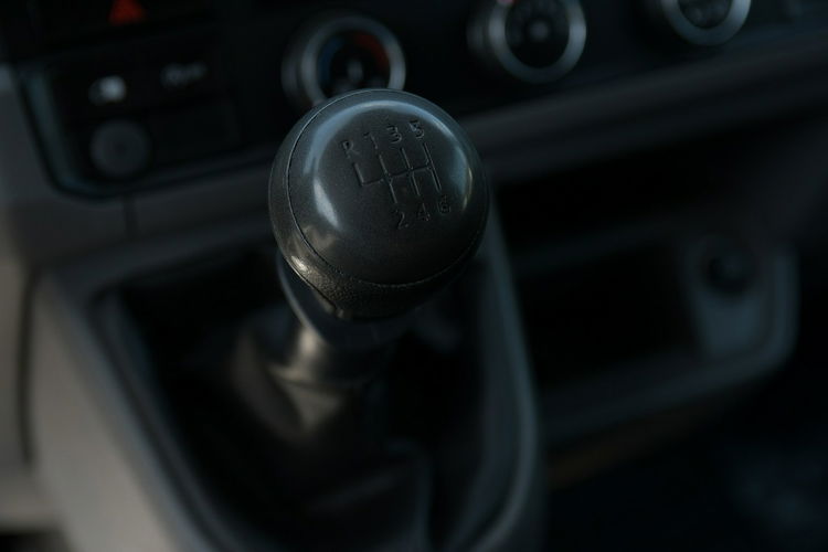 Volkswagen Crafter 7-osob. Doka-Brygadowy 2.0/140KM L3H3 MAX zdjęcie 30