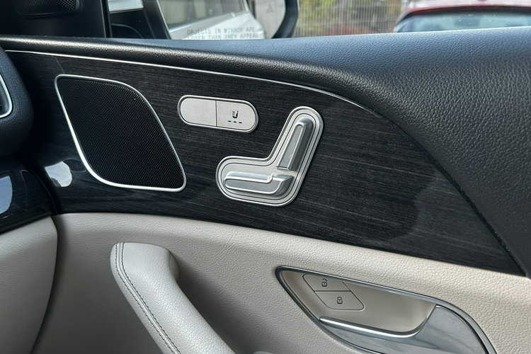 Mercedes GLE 350 FulLed Szyber El.klapa El.fotele Jasne Skóry Virtual Biała perła zdjęcie 10