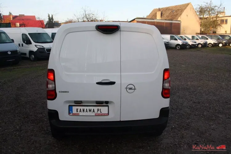 Opel Combo zdjęcie 20