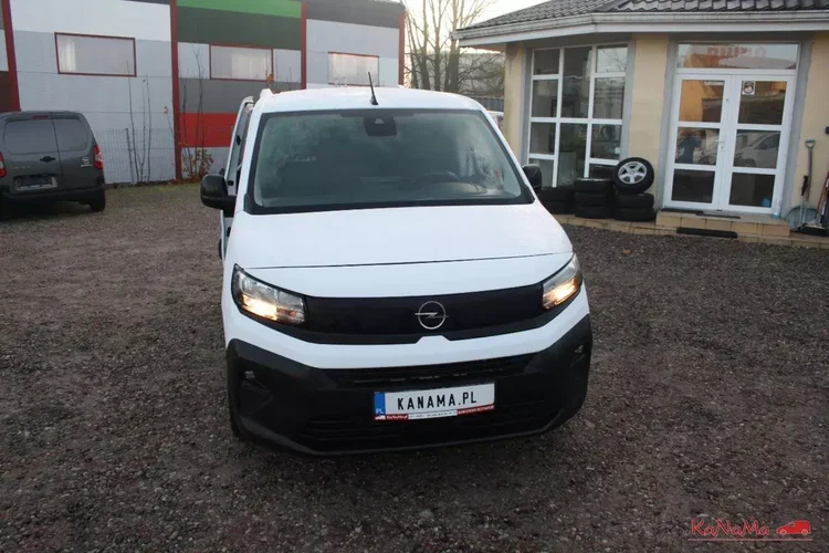 Opel Combo zdjęcie 8