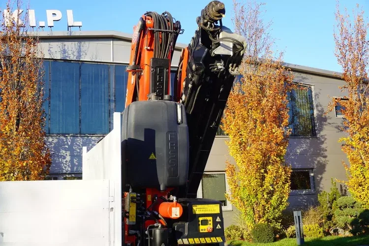 MAN TGS 26.420 E6 6x4 / HDS Fassi F215A / 360 MTH / 5.6 t udźwig / 12.7 m zasięg / 120 tys. km zdjęcie 15