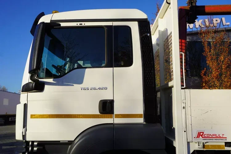 MAN TGS 26.420 E6 6x4 / HDS Fassi F215A / 360 MTH / 5.6 t udźwig / 12.7 m zasięg / 120 tys. km zdjęcie 20