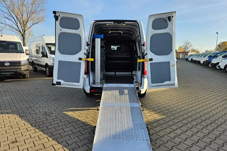 Ford transit-custom L2H2 72900zł NETTO Zabudowa warsztatowa 2.0TdCi/170KM zdjęcie 12